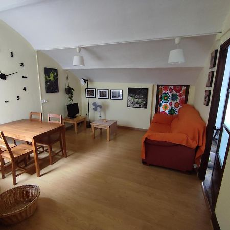 202A Atico Con Encanto - Centro De Villaviciosa 비야비시오사 외부 사진